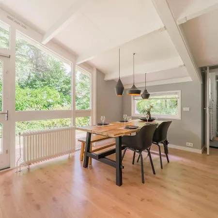 Quaint Holiday In With Garden Holiday home *