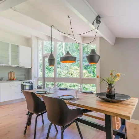 Quaint Holiday In With Garden Holiday home *