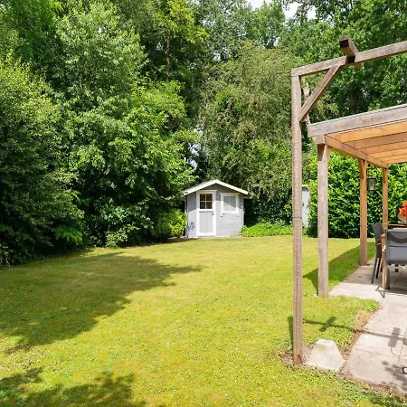 Quaint Holiday In With Garden Holiday home Voorthuizen